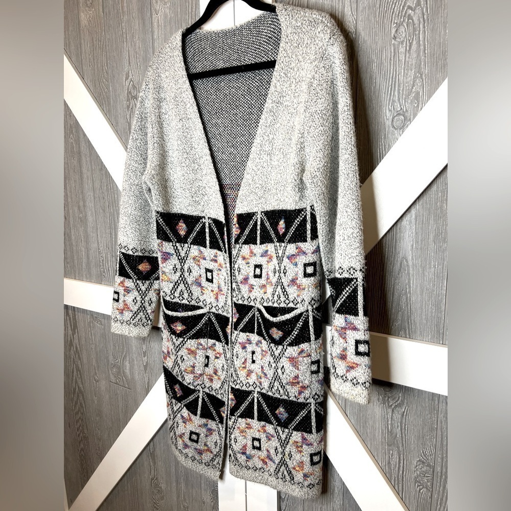 B13.01 Vintage Open knee length sweater w/pockets Aztec Colors/Pattern (XL)